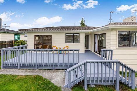 Photo of property in 5 Evans Place, Papakura, 2110