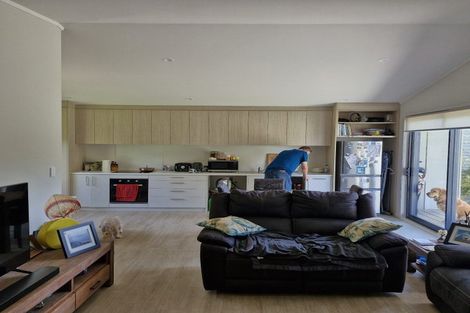 Photo of property in 7 Kapuka Road, Mangere Bridge, Auckland, 2022