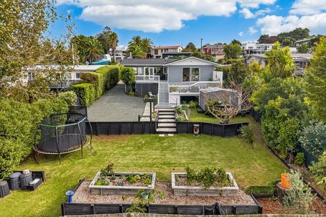 Photo of property in 29 Brigitte View, Snells Beach, 0920