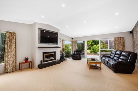 Photo of property in 40 Wai-iti Crescent, Woburn, Lower Hutt, 5010