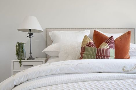 Photo of property in 1 Rengarenga Rise, Fairview Heights, Auckland, 0632