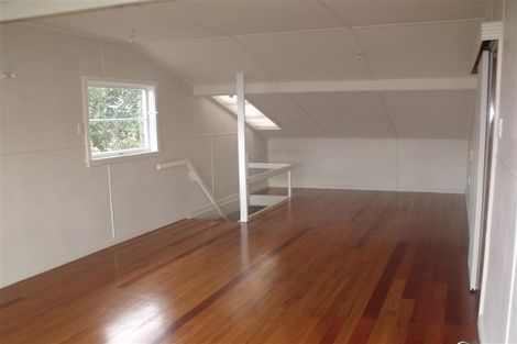 Photo of property in 81 Saint Andrews Road, Havelock North, 4130