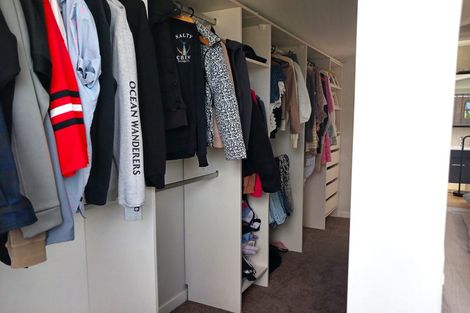 Photo of property in 2 Sunset Heights, Cable Bay, 0420