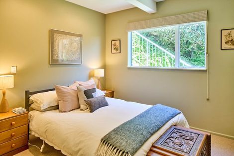 Photo of property in 14 The Crescent, Roseneath, Wellington, 6011