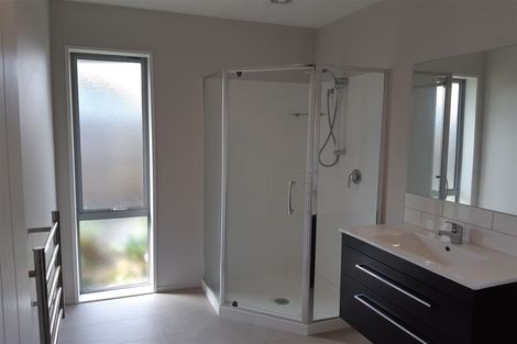 Photo of property in 3 Bradwell Crescent, Halswell, Christchurch, 8025