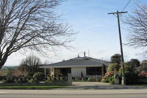 Photo of property in 427 Great North Road, Winton, 9720