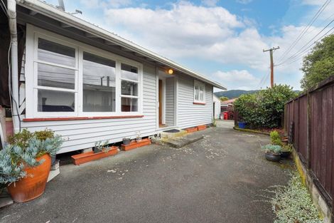 Photo of property in 47 Palmer Crescent, Silverstream, Upper Hutt, 5019