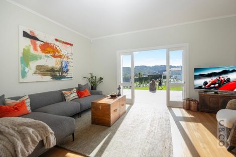 Photo of property in 29 Cambridge Road, Riverhead, 0820