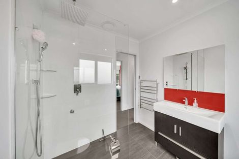 Photo of property in 44 Mcneil Street, Balclutha, 9230