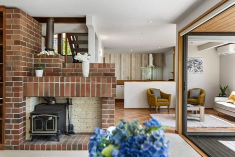 Photo of property in 3 Mizpah Road, Waiake, Auckland, 0630