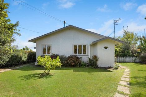 Photo of property in 14 Grey Street, Marton, 4710