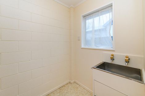 Photo of property in 8b Bryant Street, Takaro, Palmerston North, 4412