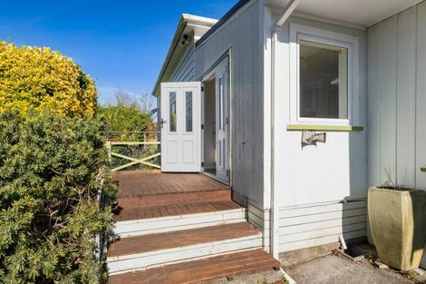 Photo of property in 18 Olivia Street, Stratford, 4332