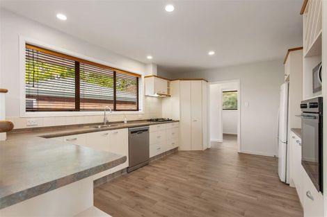 Photo of property in 1/12 Gleneagles Terrace, Ilam, Christchurch, 8053