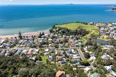 Photo of property in 10 Cochrane Avenue, Arkles Bay, Whangaparaoa, 0932