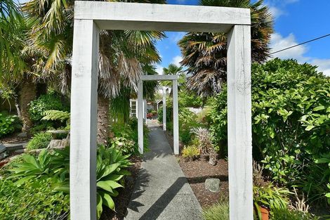 Photo of property in 462 Paremoremo Road, Paremoremo, Auckland, 0632