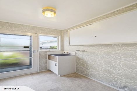 Photo of property in 2/52 Galsworthy Place, Bucklands Beach, Auckland, 2014