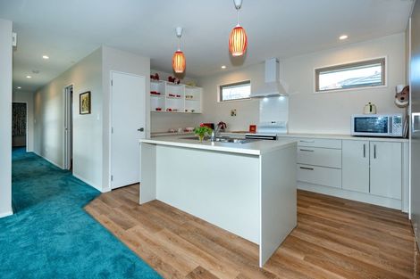 Photo of property in 51 Palmers Road, New Brighton, Christchurch, 8083