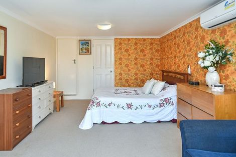 Photo of property in 75 Ridge Road, Howick, Auckland, 2014