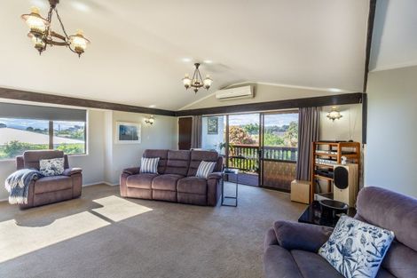 Photo of property in 22 Anzac Avenue, Onekawa, Napier, 4110