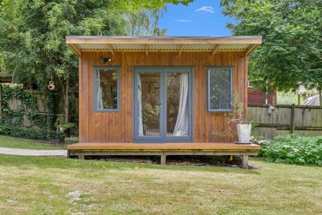 Photo of property in 100b Grand Vue Road, Kawaha Point, Rotorua, 3010