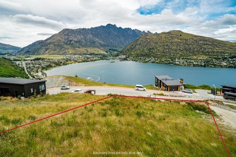 Photo of property in 8 Florence Close, Queenstown Hill, Queenstown, 9300