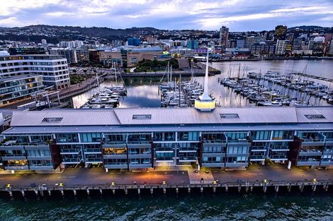 Photo of property in Clyde Quay Wharf, 1/7b Clyde Quay Wharf, Te Aro, Wellington, 6011