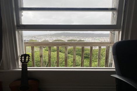 Photo of property in 72 Fairlie Terrace, Kelburn, Wellington, 6021