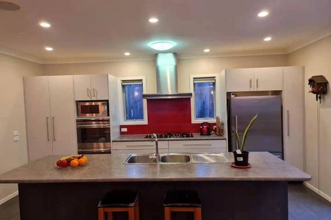 Photo of property in 2c Mckeefry Grove, Tawa, Wellington, 5028