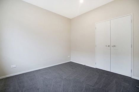 Photo of property in 2 Kakabeak Way, Takanini, 2110