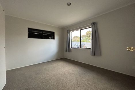 Photo of property in 25 Ward Crescent, Te Atatu Peninsula, Auckland, 0610