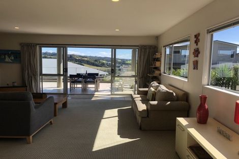 Photo of property in 9 Margaret Way, Langs Beach, Waipu, 0582