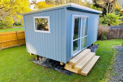 Photo of property in 27 Contessa Drive, Glenfield, Auckland, 0629