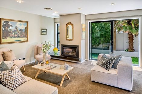 Photo of property in 29d Wai-iti Crescent, Woburn, Lower Hutt, 5010