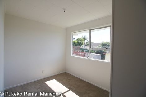 Photo of property in 33 Lendenfeld Drive, Papatoetoe, Auckland, 2025