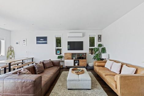 Photo of property in 125 Pendarves Street, New Plymouth, 4312