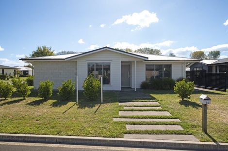 Photo of property in 28 Bastille Court, Rangatira Park, Taupo, 3330