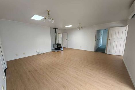 Photo of property in 24 Derrimore Heights, Clover Park, Auckland, 2019