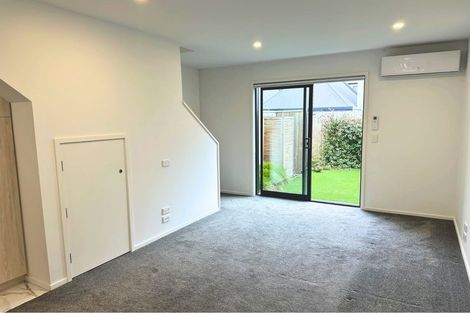 Photo of property in 2/14 Nova Place, Christchurch Central, Christchurch, 8011