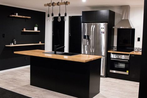 Photo of property in 73 Havelock Avenue, Westbrook, Palmerston North, 4412