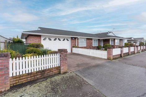 Photo of property in 138 Albert Street, Terrace End, Palmerston North, 4410