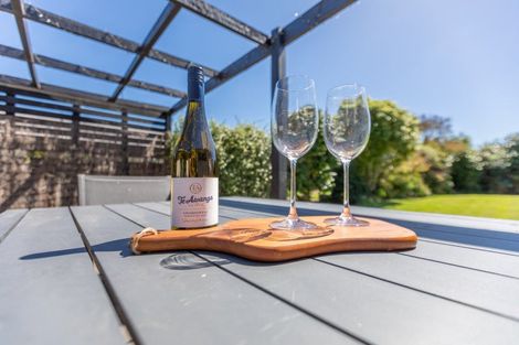 Photo of property in 147 Harold Holt Avenue, Pirimai, Napier, 4112