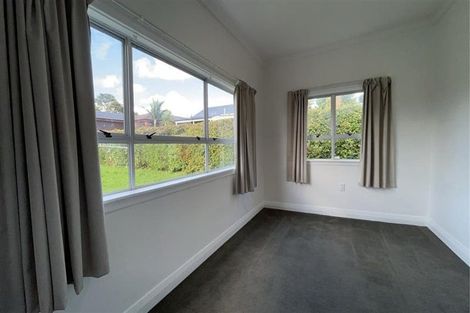 Photo of property in 52 Evans Road, Glen Eden, Auckland, 0602