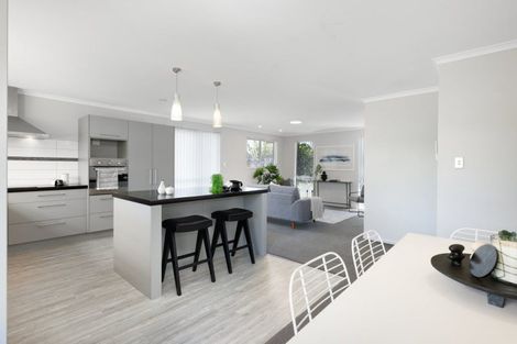 Photo of property in 224 Ballintoy Park Drive, Welcome Bay, Tauranga, 3175