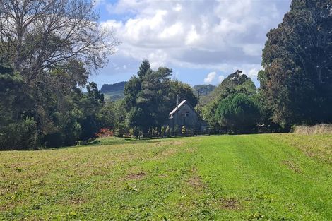 Photo of property in 1021 Old North Road, Waimauku, 0882