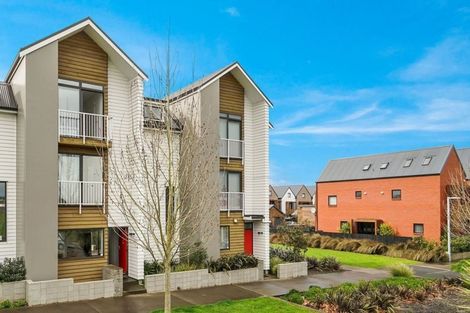 Photo of property in 32 Squadron Drive, Hobsonville, Auckland, 0616