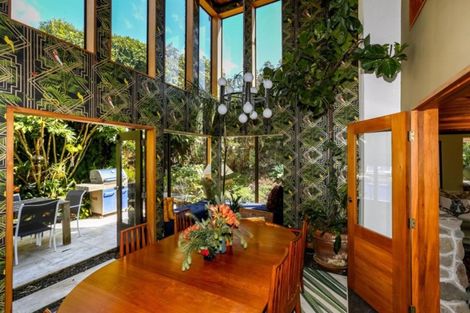 Photo of property in 319 Mangorei Road, Merrilands, New Plymouth, 4312