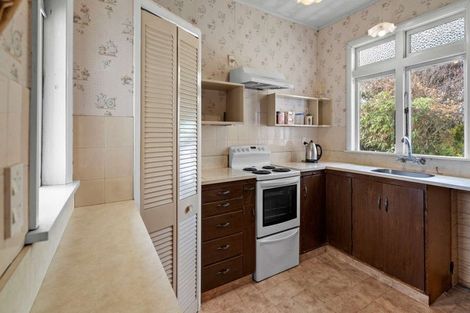 Photo of property in 10 Corlett Street, Utuhina, Rotorua, 3015