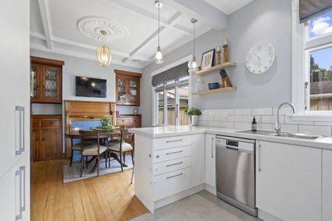 Photo of property in 178 Carrington Street, Lower Vogeltown, New Plymouth, 4310