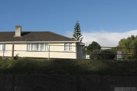 Photo of property in 80-82 Dimock Street, Titahi Bay, Porirua, 5022